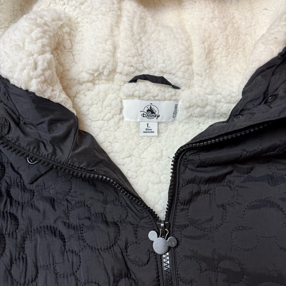 Disney Parks Women’s Mickey Mouse Ears Black Quilted Jacket Sherpa Lining Size L - Picture 13 of 13